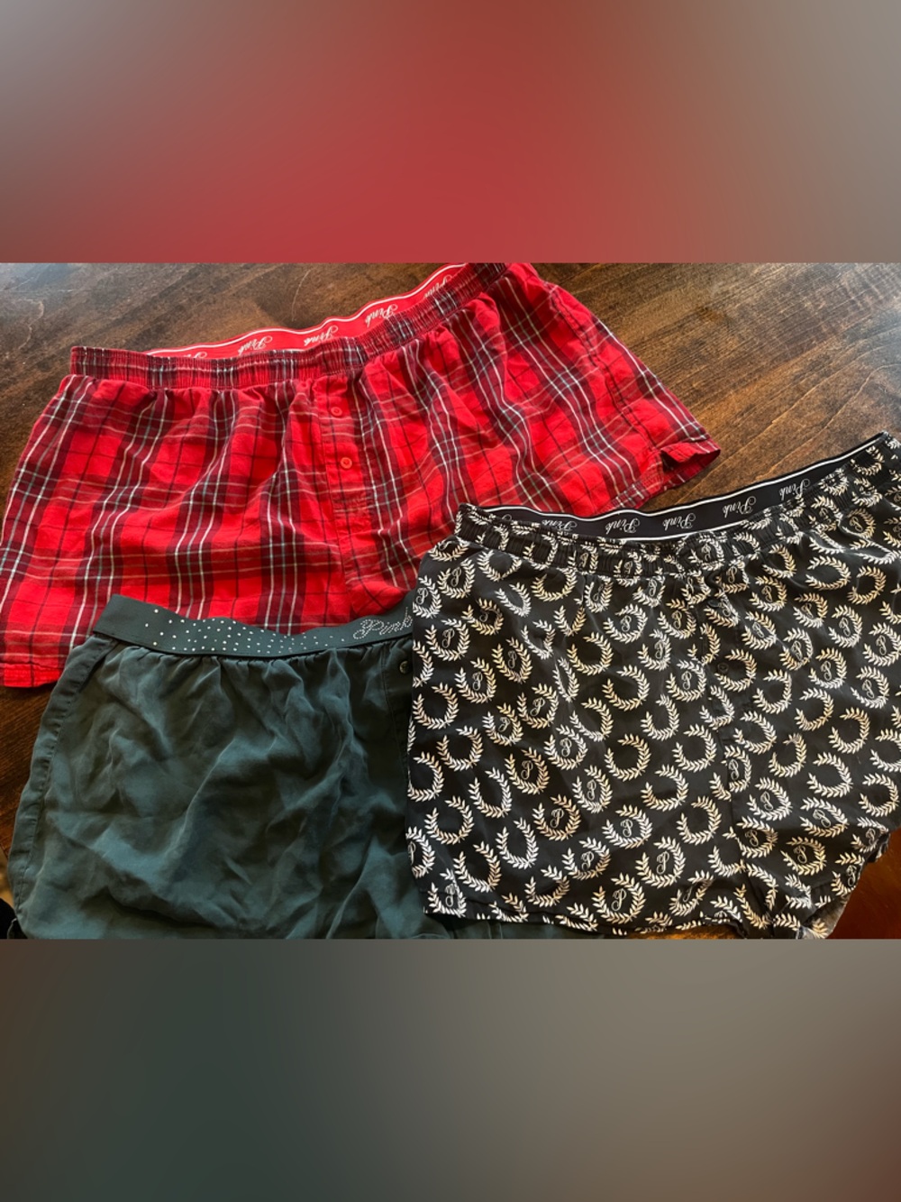 PINK Victoria's Secret Red Plaid Green & Black Patterned Pajama shorts large